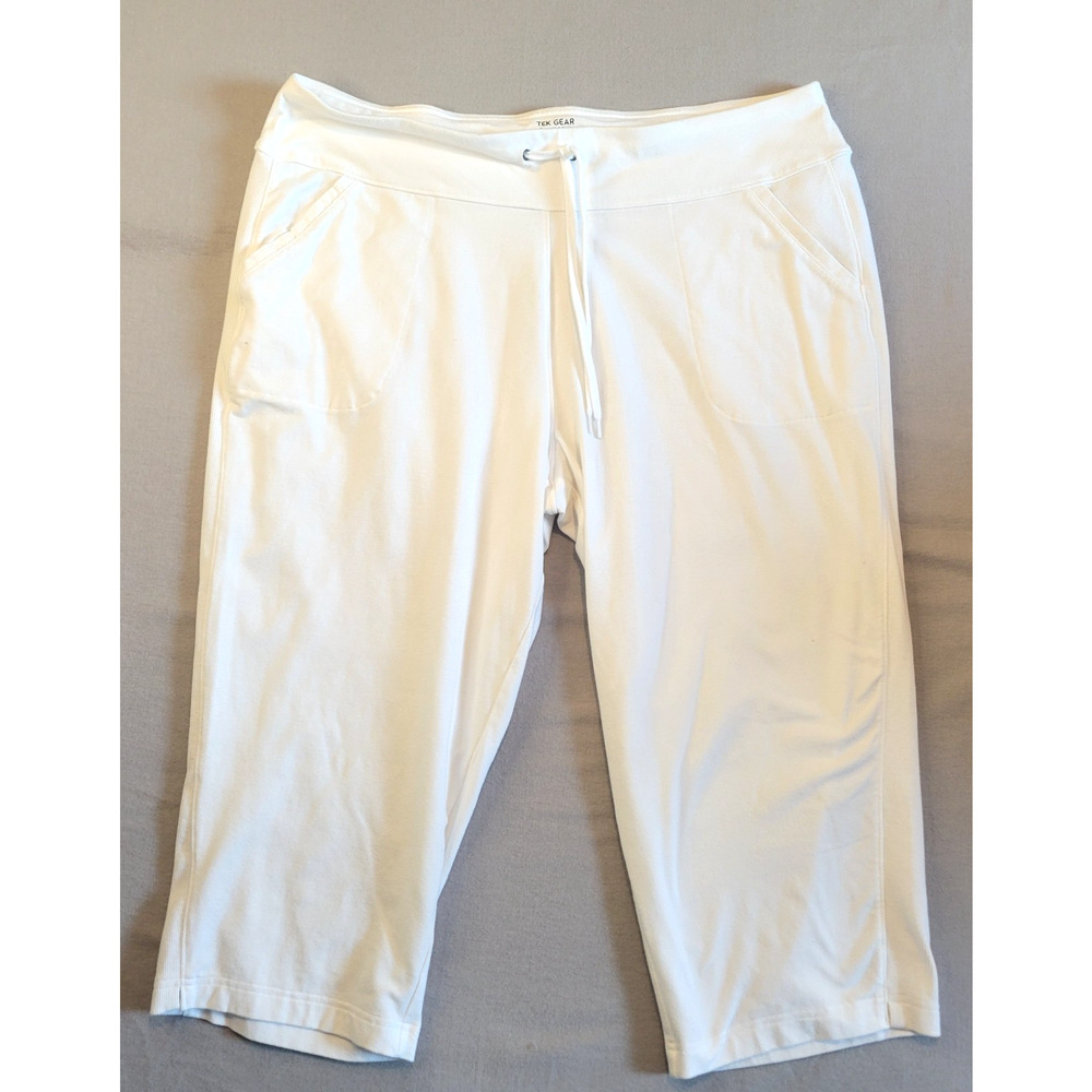 Tek Gear Essential Gear Women’s Capris 1X Stretch Cropped Pants White
